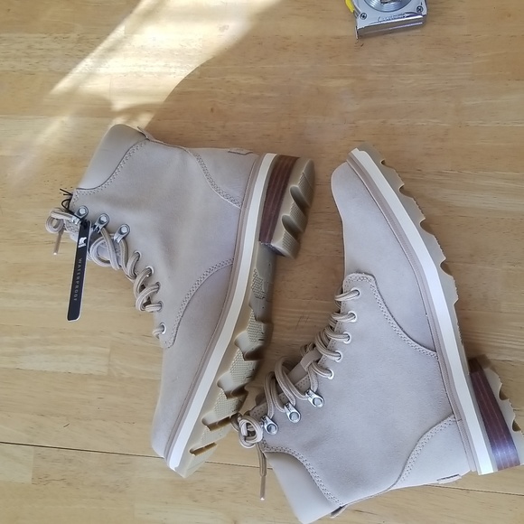 SOREL Lennox Lace STKD Boots - Picture 10 of 12